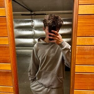 Fruit of the Loom Gray Sweatshirt